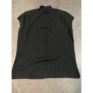 Jones New York Elegant Black Polka Dot Short Sleeve Top - Size S‎ B-130